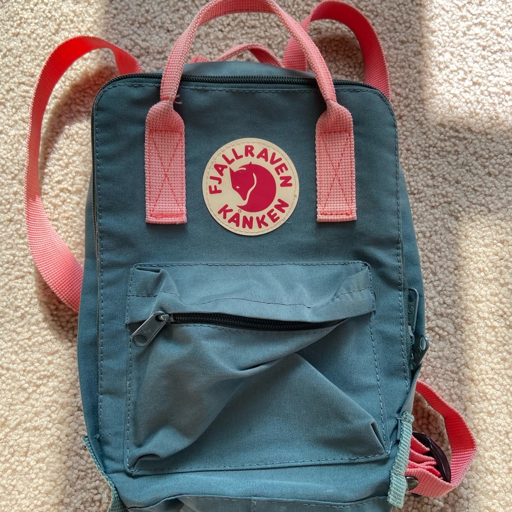 Kånken Kids Mini Backpack in Teal with Pink Accents